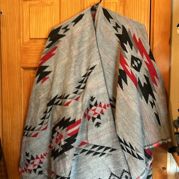 Reversible Shawl/Native Themed/Aspen|Cabin|Ranch|Country|Western|Dutton Ranch| - Picture 5 of 5